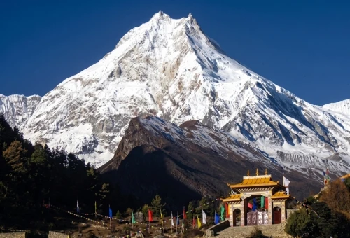 Panoramic view of Mount Manaslu and surrounding Himalayan peaks during the Manaslu Circuit Trek in Nepal