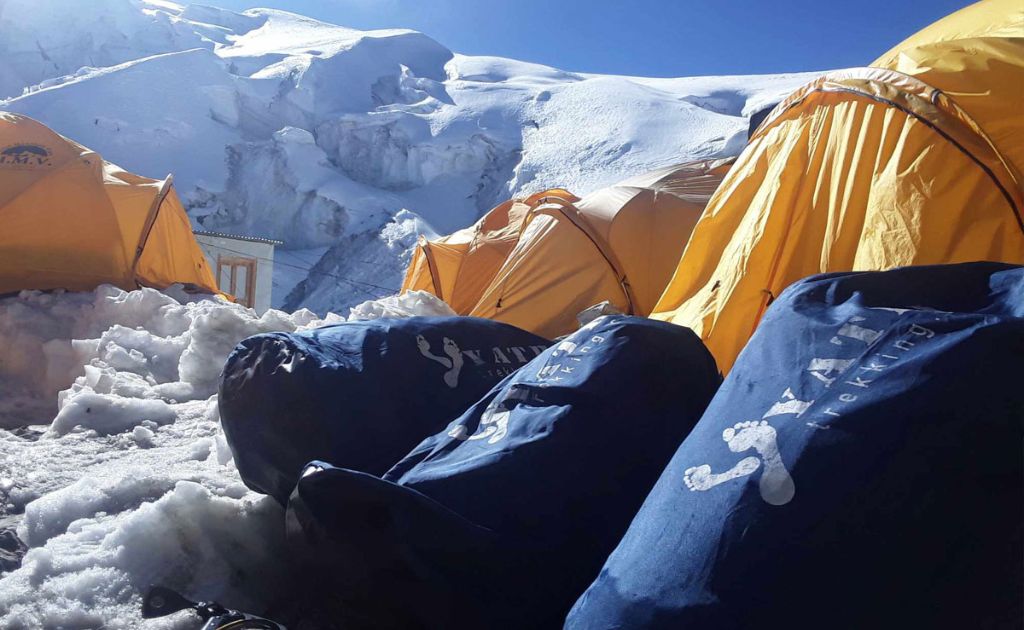 Mera Peak acclimatization day helping climbers adapt to high altitude in Nepal