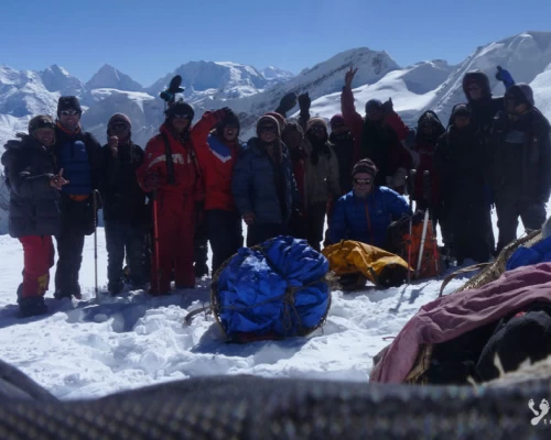 All Crew Are Cheerfulling At Saribung Pass M