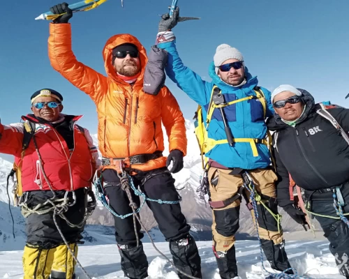 Chulu West Summit Package Banner X