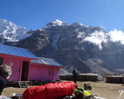 Kanchenjung Khampachen 